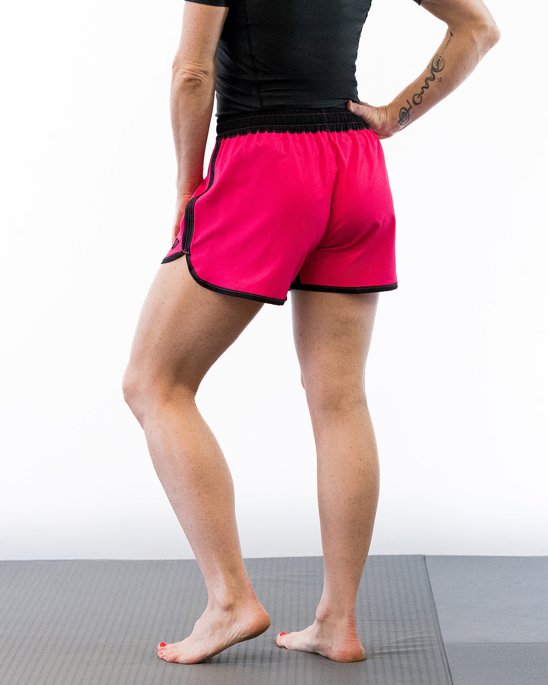 Phalanx Women's Jiu-jitsu BJJ fight shorts are perfect for training jiu-jitsu, No-Gi, grappling, MMA—mixed martial arts, Brazilian Jiu-jitsu, wrestling, and judo. It is also perfect for no gi JJ or gi jiu jitsu, and it can be worn at Spartan Race, Tough Mudder, Yoga, Surfing, Fitness—all athletics!