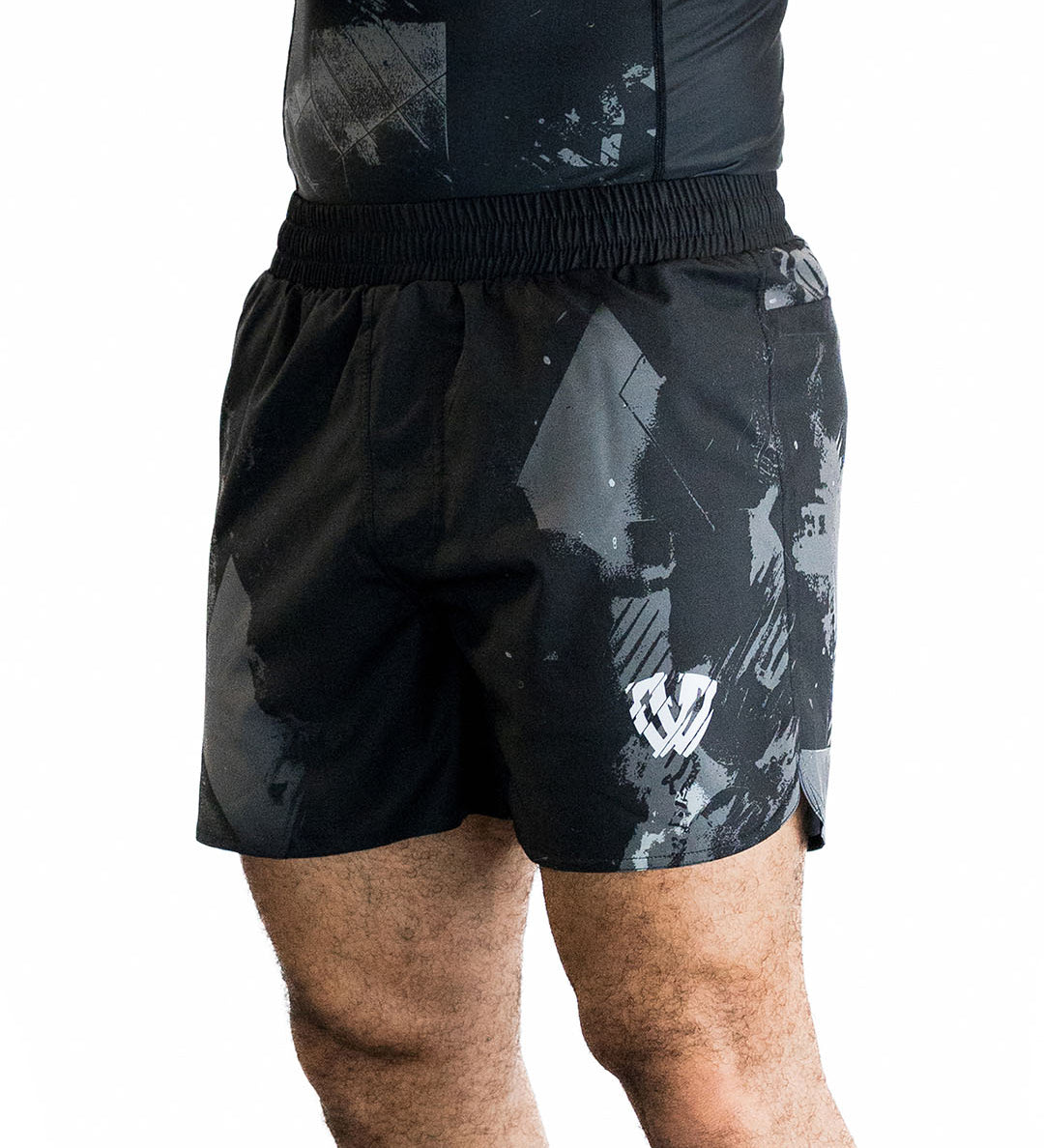 GLITCH NOIR 5" HPTX SHORTS