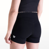 Phalanx women's compression shorts, women's shorts for grappling, no gi jiu Jitsu compression shorts, best shorts for women.