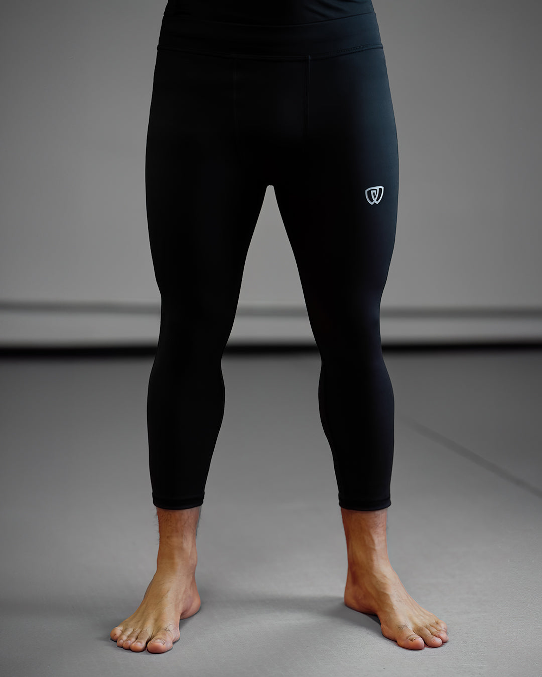 Phalanx jiu jitsu tights for BJJ and MMA, compression pants perfect for No Gi Jiu Jitsu, Brazilian Jiu-Jitsu and Mixed Martial Arts - all grappling, wrestling, surfing, yoga - all athletics! Workout clothes for a wide range of everyday sports, gym wear and exercise activities.