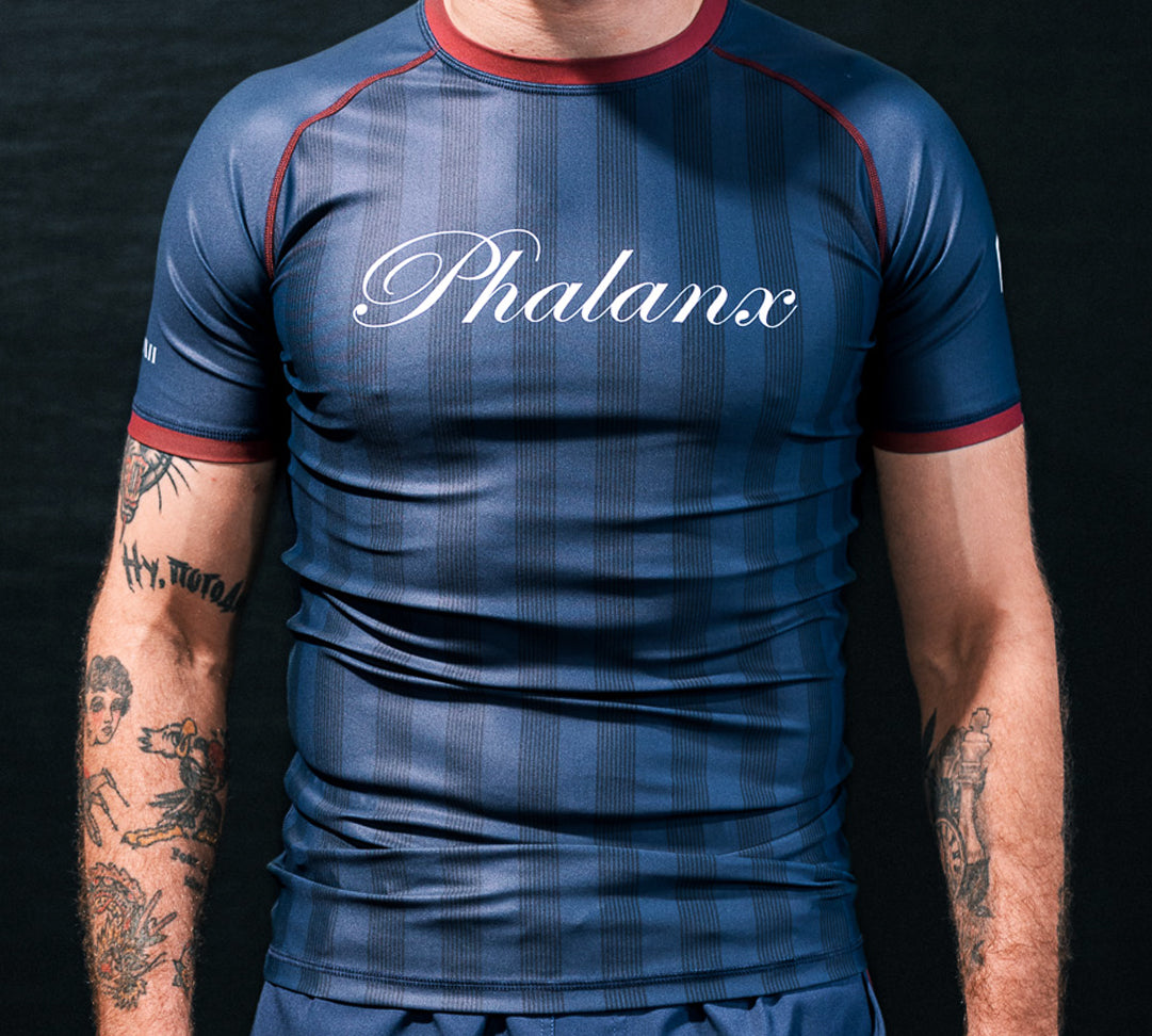 HERITAGE SHORT-SLEEVE RASH GUARD | MIDNIGHT