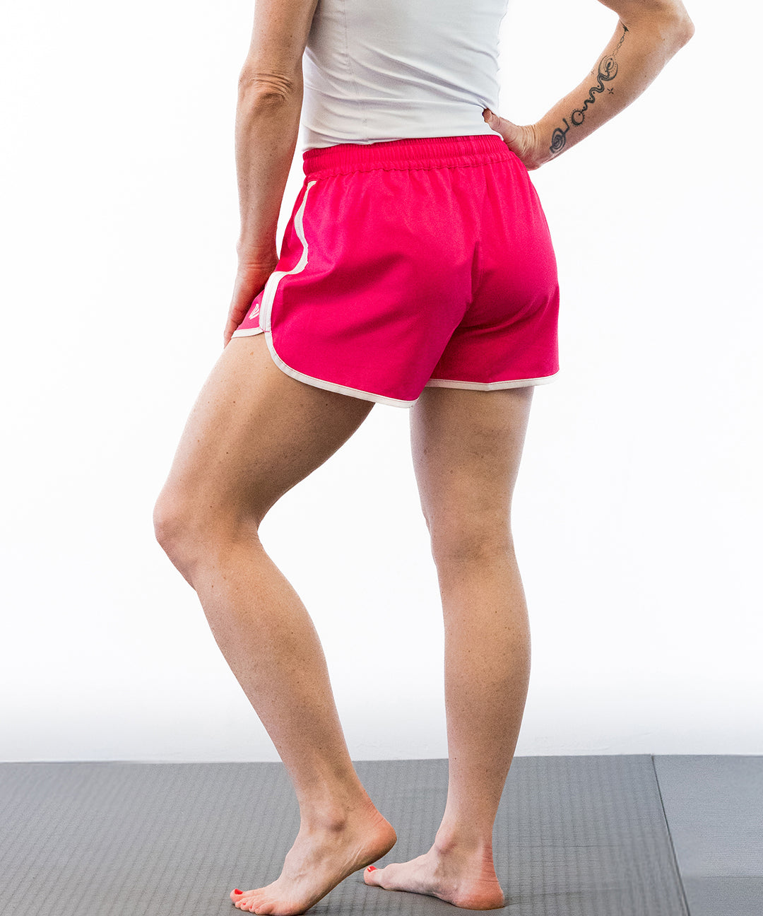 Phalanx Women's Jiu-jitsu BJJ fight shorts are perfect for training jiu-jitsu, No-Gi, grappling, MMA—mixed martial arts, Brazilian Jiu-jitsu, wrestling, and judo. It is also perfect for no gi JJ or gi jiu jitsu, and it can be worn at Spartan Race, Tough Mudder, Yoga, Surfing, Fitness—all athletics!