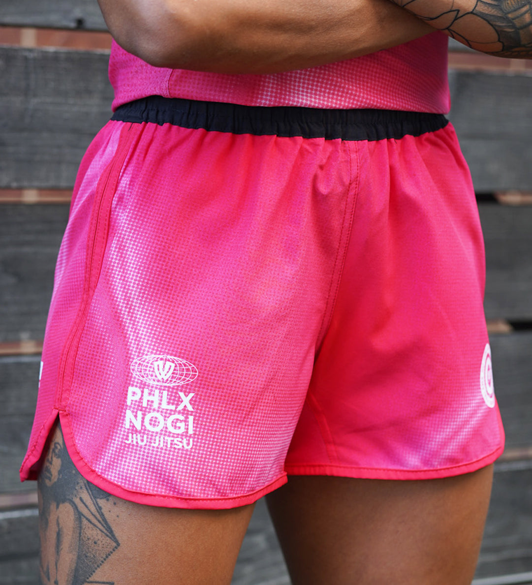 NEON ATLA WOMEN'S SHORTS