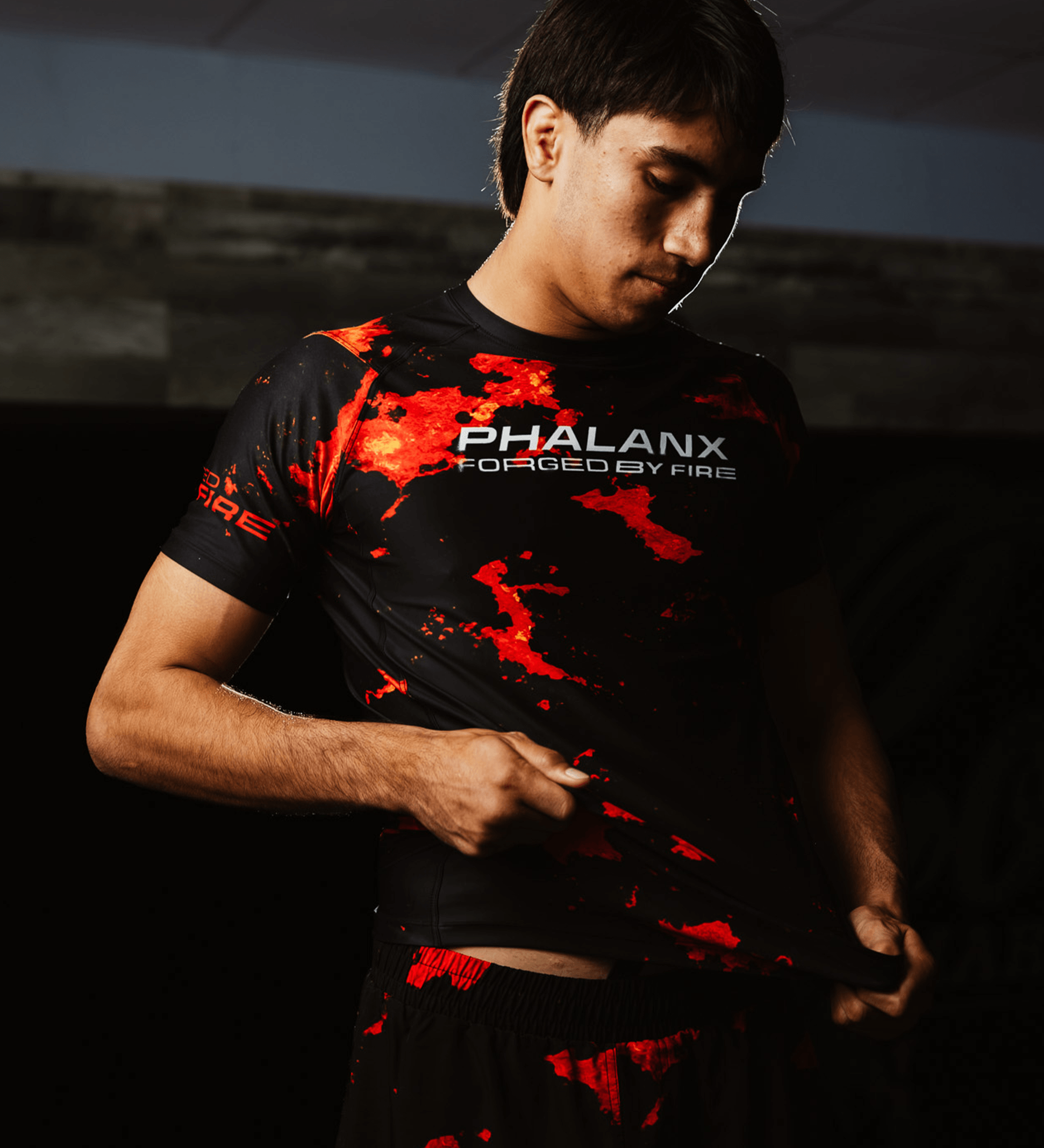 PHOENIX SHORT SLEEVE RASH GUARD
