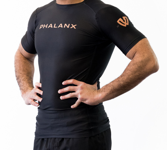 Phalanx Jiu-jitsu BJJ short-sleeve rash guard is perfect for training jiu-jitsu, no-gi grappling, MMA—mixed martial arts, Brazilian Jiu-jitsu, wrestling, and judo. It is also perfect for no-gi JJ or gi jiu-jitsu, and it can be worn at Spartan Race, Tough Mudder, Yoga—all athletics!