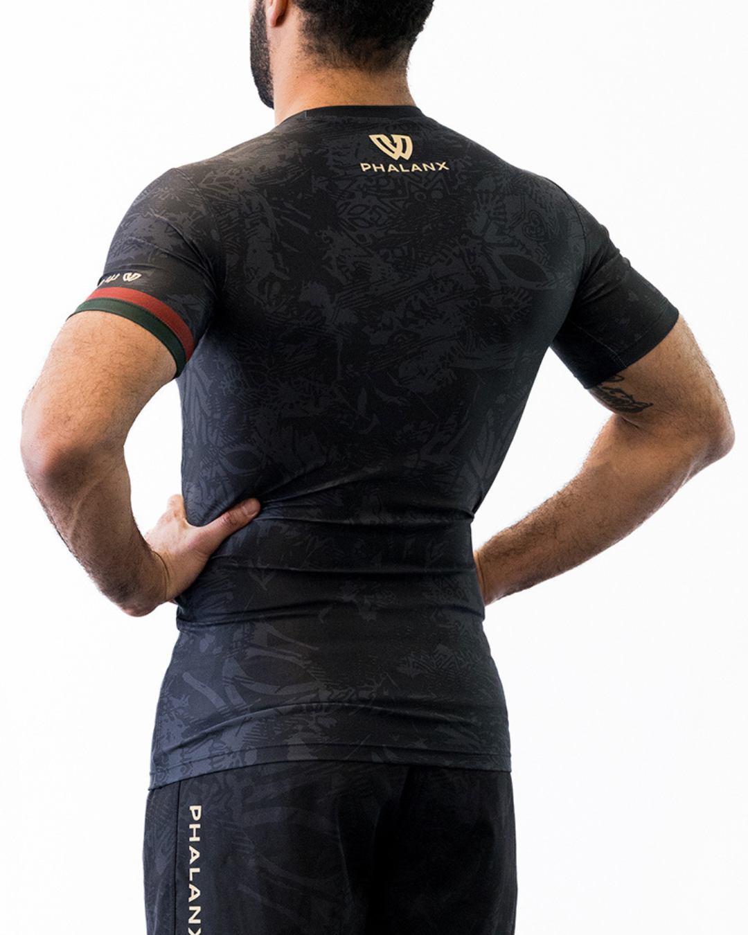 Phalanx Jiu-jitsu BJJ short-sleeve rash guard is perfect for training jiu-jitsu, no-gi grappling, MMA—mixed martial arts, Brazilian Jiu-jitsu, wrestling, and judo. It is also perfect for no-gi JJ or gi jiu-jitsu, and it can be worn at Spartan Race, Tough Mudder, Yoga—all athletics!
