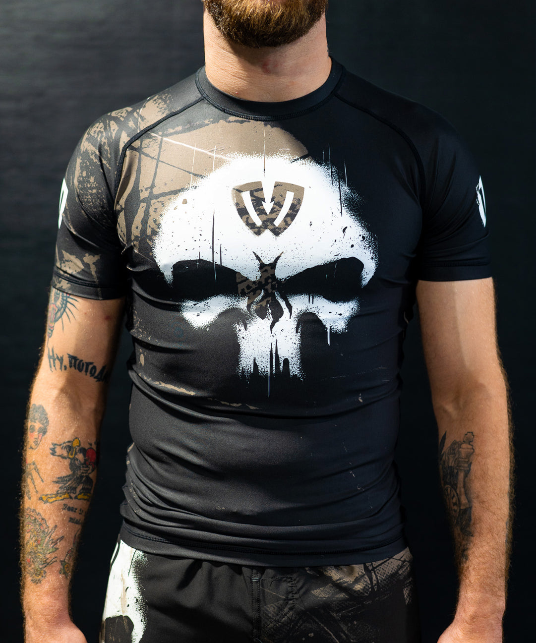 SUBMISSION DIVISION EXECUTIONER SHORT-SLEEVE RASH GUARD